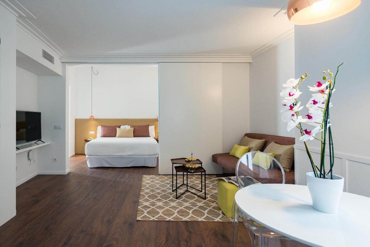 Divina Suites Hotel Boutique - Adults Only Ciutadella  Eksteriør bilde